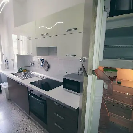 Con Terrazzo Zona Ospedale Civile *