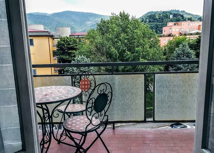 Con Terrazzo Zona Ospedale Civile *