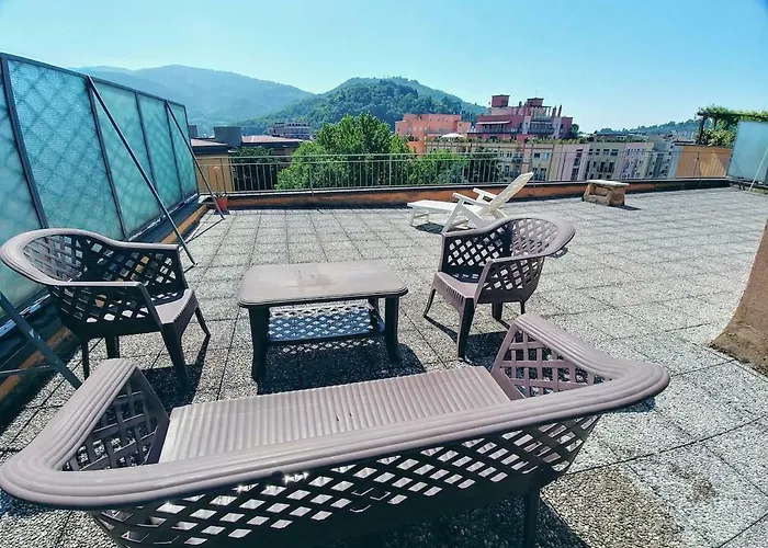 Con Terrazzo Zona Ospedale Civile Brescia